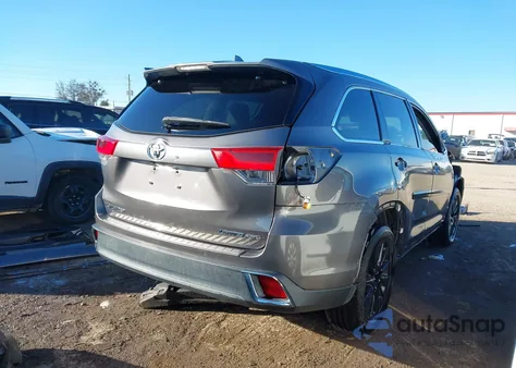 2018 Toyota Highlander Limited z USA, uszkodzony, nr VIN 5TDDZRFH9JS807141